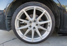 2020 Chrysler 300 - Image 19