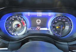 2020 Chrysler 300 - Image 33