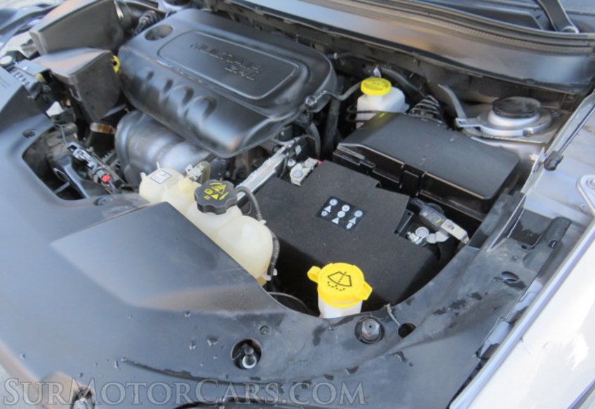 2020 Jeep Cherokee - Image 49