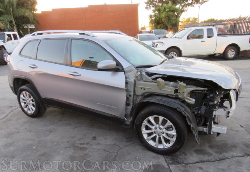 2020 Jeep Cherokee - Image 2