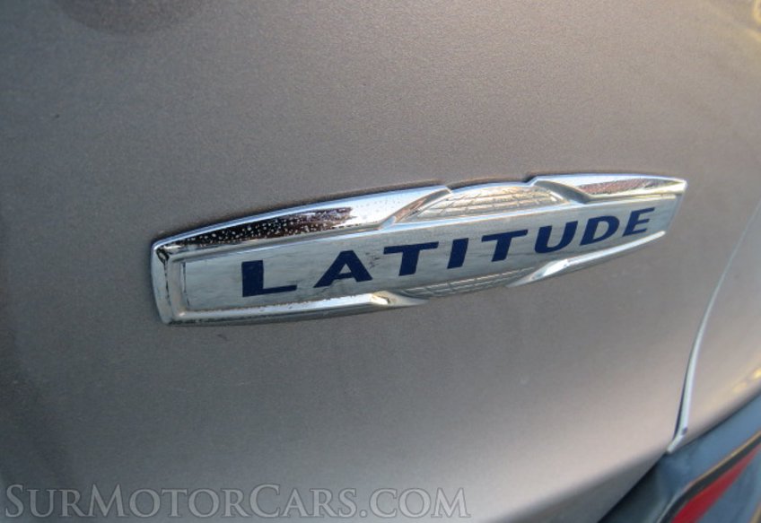 2020 Jeep Cherokee - Image 17