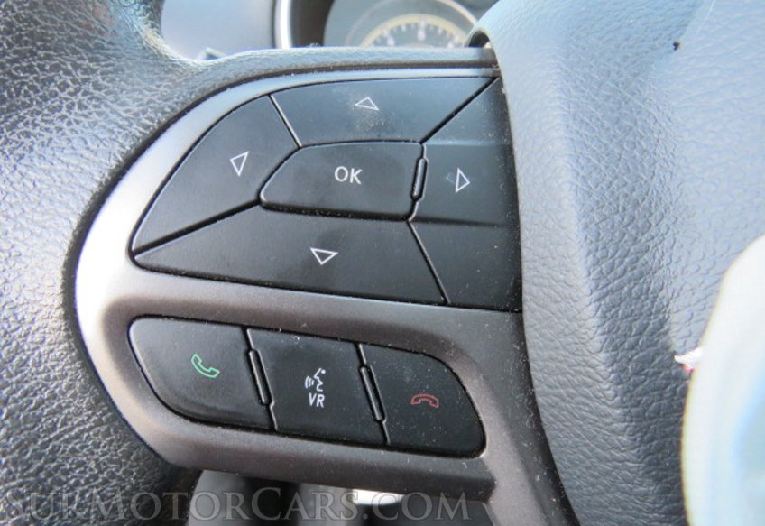 2020 Jeep Cherokee - Image 46