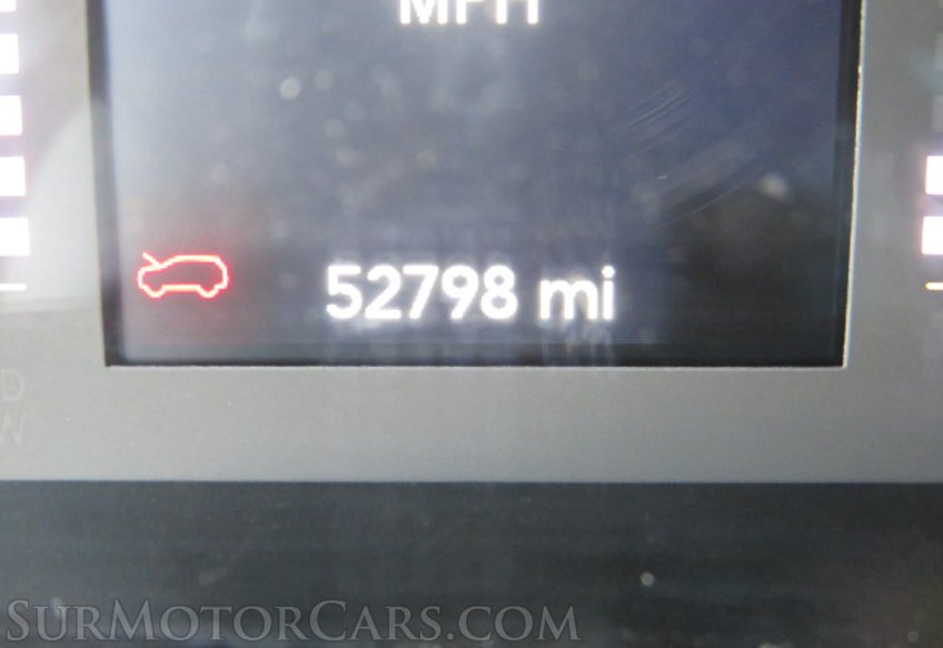 2020 Jeep Cherokee - Image 33