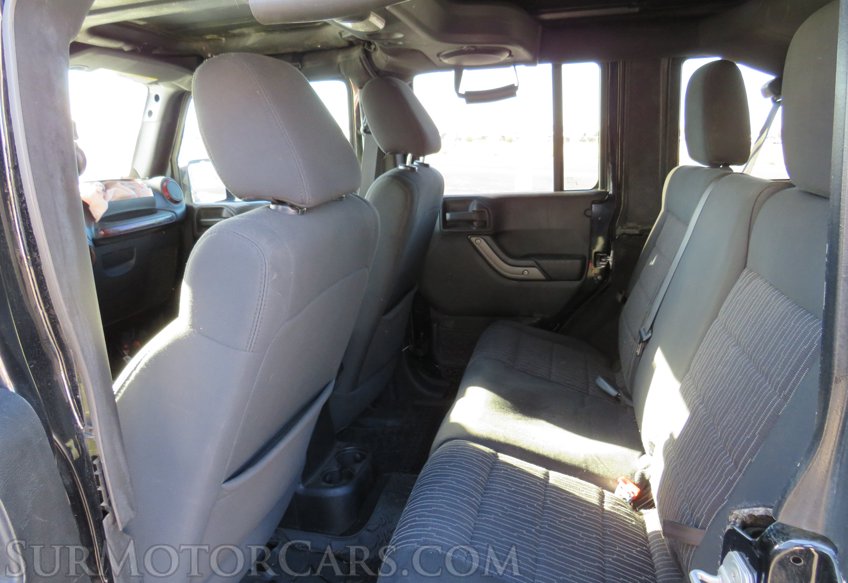 2012 Jeep Wrangler Unlimited - Image 38