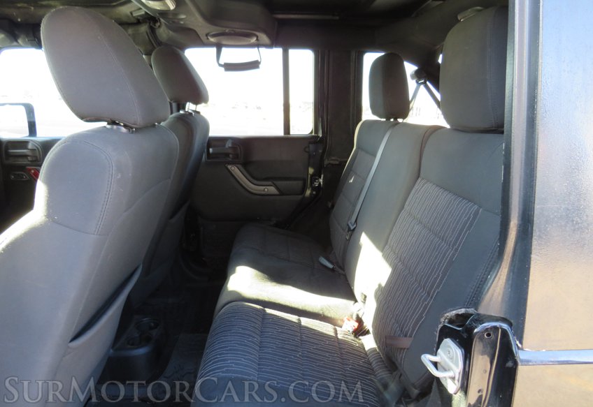 2012 Jeep Wrangler Unlimited - Image 36