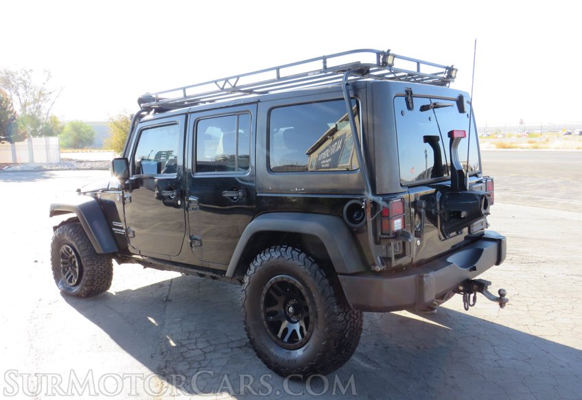 2012 Jeep Wrangler Unlimited - Image 6