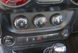 2012 Jeep Wrangler Unlimited - Image 43