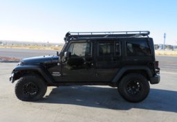 2012 Jeep Wrangler Unlimited - Image 10