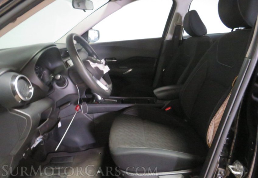 2021 Nissan Kicks - Image 20