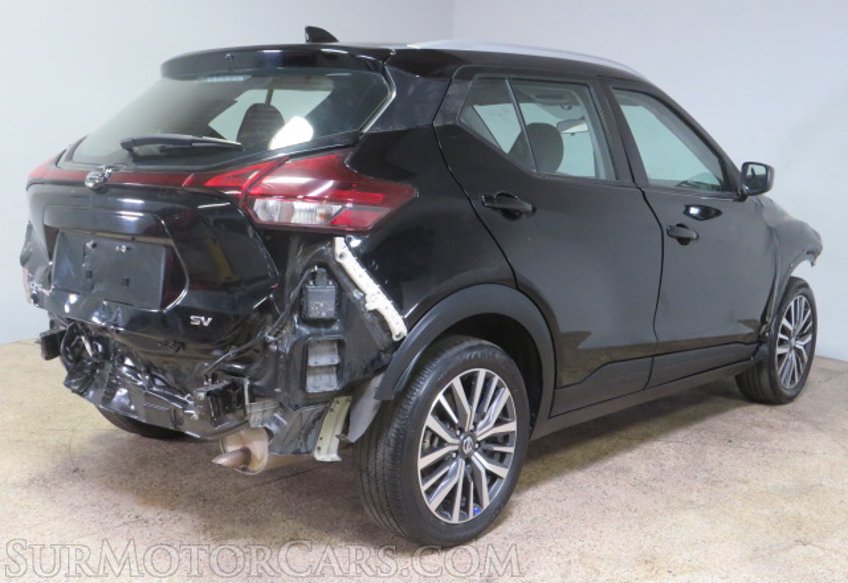 2021 Nissan Kicks - Image 9