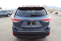 2016 Toyota Highlander - Image 11