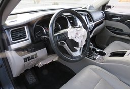 2016 Toyota Highlander - Image 19