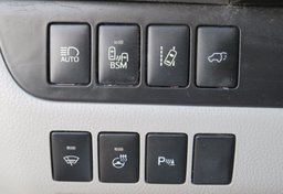 2016 Toyota Highlander - Image 38