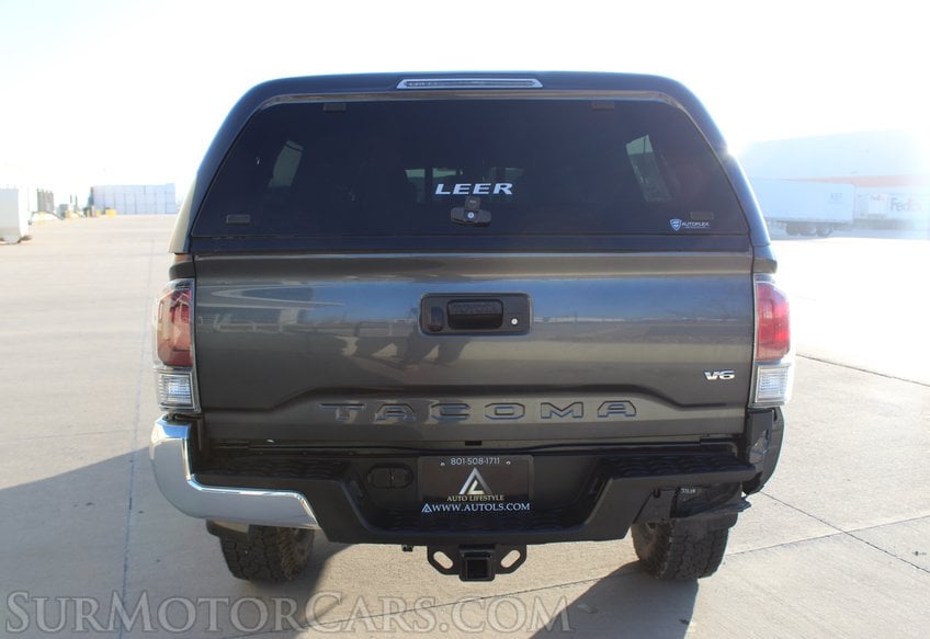 2023 Toyota Tacoma 4x4 TRD Off-Road - Image 14