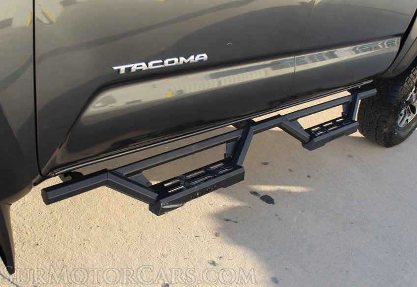 2023 Toyota Tacoma 4x4 TRD Off-Road - Image 48