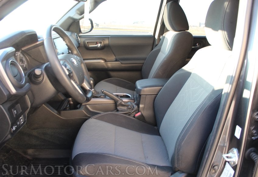 2023 Toyota Tacoma 4x4 TRD Off-Road - Image 36