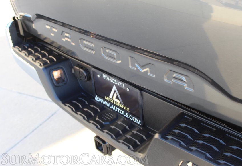 2023 Toyota Tacoma 4x4 TRD Off-Road - Image 30