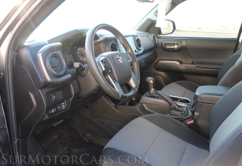 2023 Toyota Tacoma 4x4 TRD Off-Road - Image 35