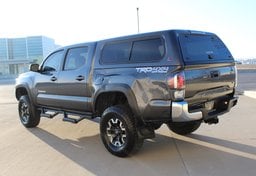 2023 Toyota Tacoma 4x4 TRD Off-Road - Image 10