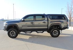 2023 Toyota Tacoma 4x4 TRD Off-Road - Image 12