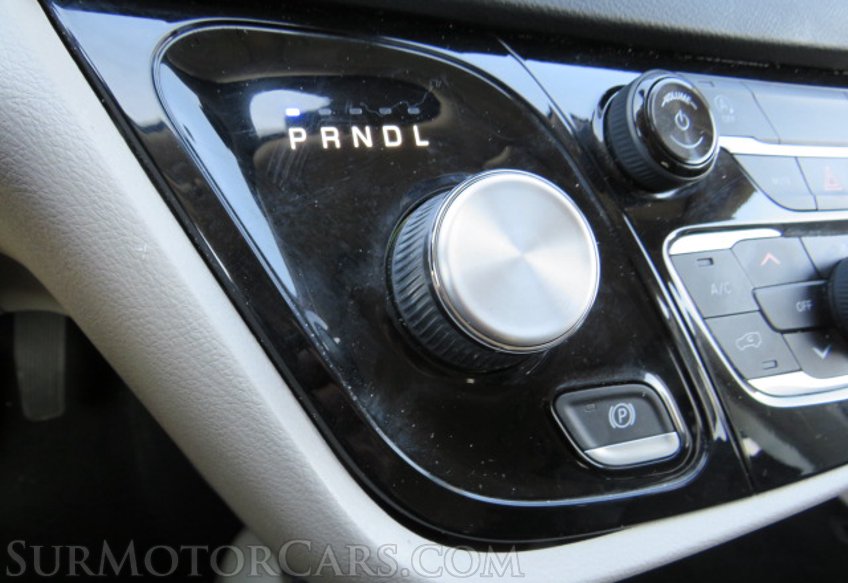 2020 Chrysler Voyager - Image 43