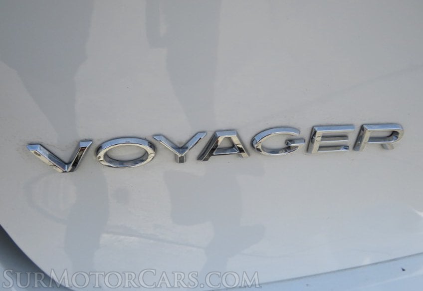2020 Chrysler Voyager - Image 18