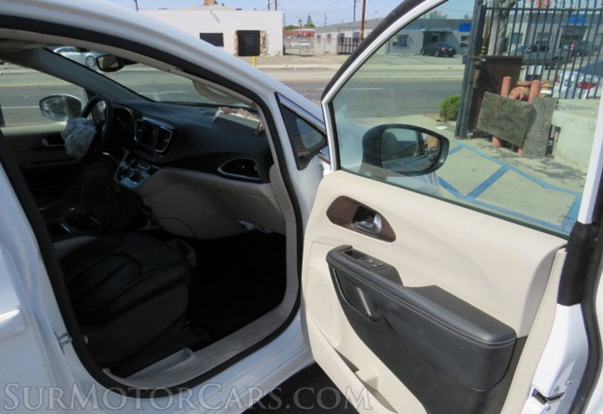 2020 Chrysler Voyager - Image 20