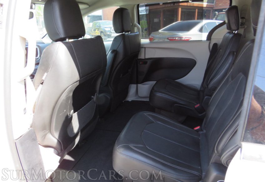 2020 Chrysler Voyager - Image 29