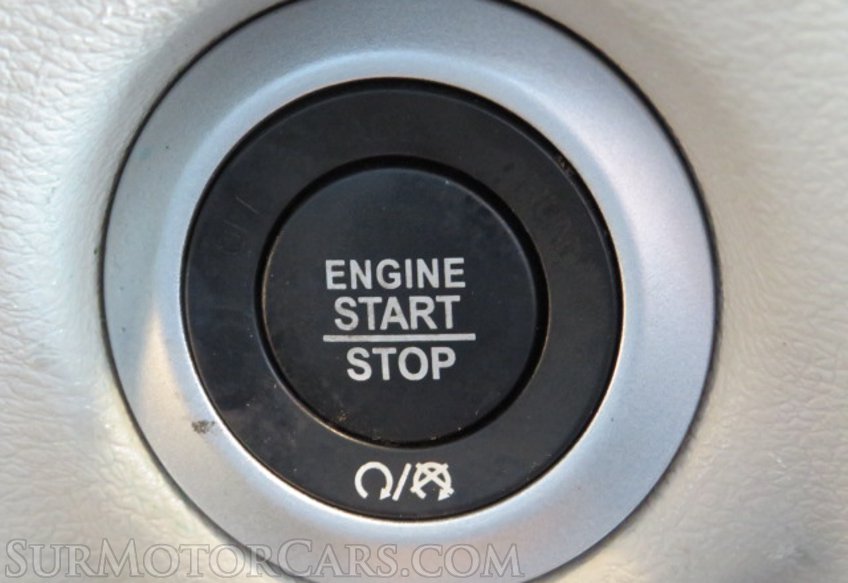 2020 Chrysler Voyager - Image 36