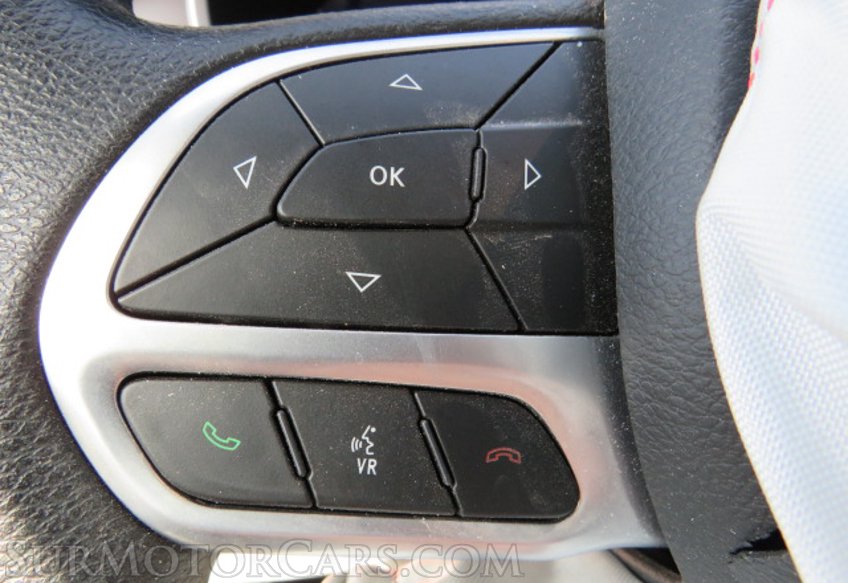 2020 Chrysler Voyager - Image 34