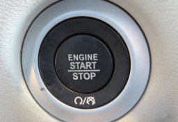 2020 Chrysler Voyager - Image 36