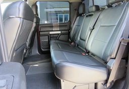 2018 Ford Super Duty F-350 DRW - Image 44