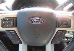 2018 Ford Super Duty F-350 DRW - Image 60