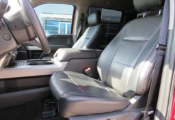 2018 Ford Super Duty F-350 DRW - Image 40