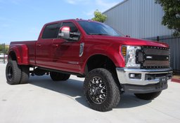 2018 Ford Super Duty F-350 DRW - Image 3