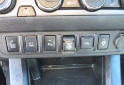 2021 Toyota Tacoma 4WD - Image 38