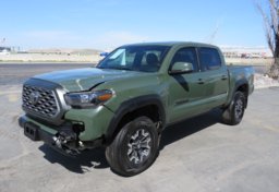 2021 Toyota Tacoma 4WD - Image 4