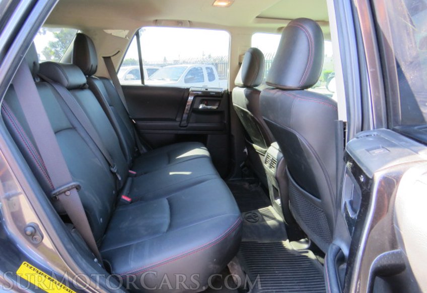 2020 Toyota 4Runner - Image 30