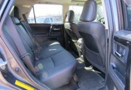 2020 Toyota 4Runner - Image 28