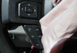 2017 Ford F-150 - Image 32