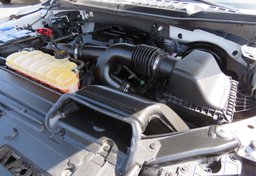 2017 Ford F-150 - Image 38