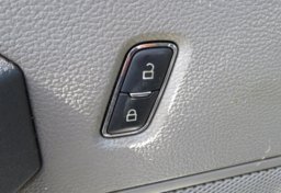 2017 Ford F-150 - Image 30