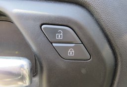 2019 Chevrolet Silverado 1500 - Image 43