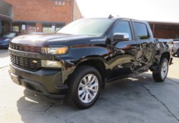 2019 Chevrolet Silverado 1500 - Image 2