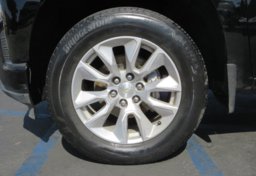 2019 Chevrolet Silverado 1500 - Image 21