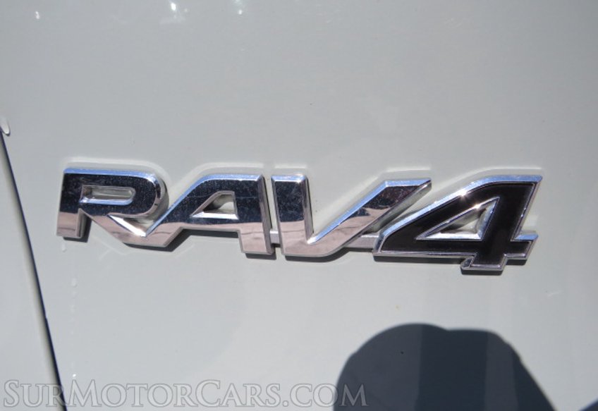 2021 Toyota RAV4 - Image 16