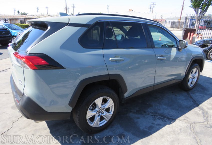 2021 Toyota RAV4 - Image 7