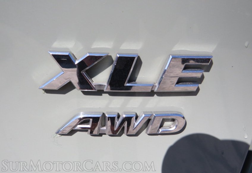 2021 Toyota RAV4 - Image 17