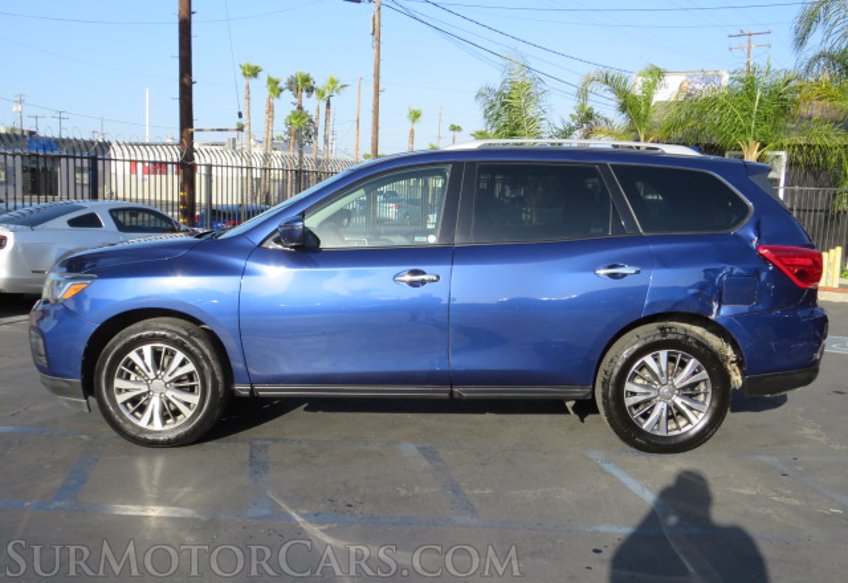 2020 Nissan Pathfinder - Image 5