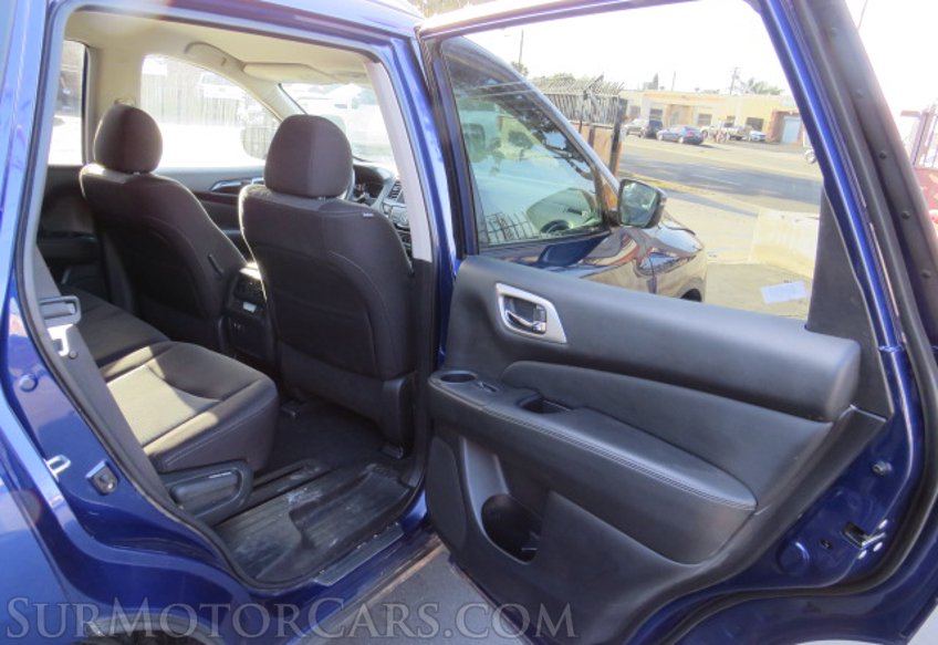 2020 Nissan Pathfinder - Image 27